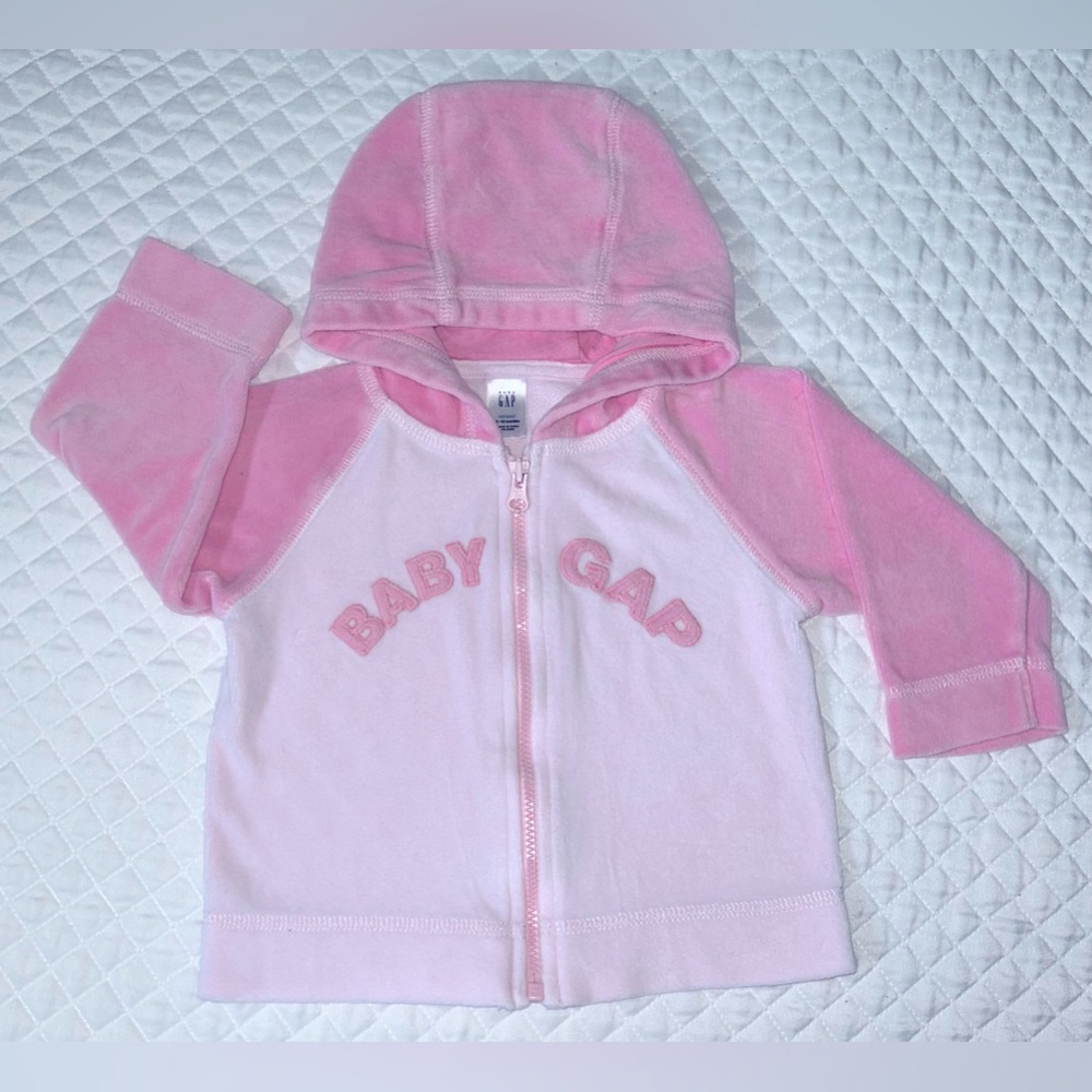 Baby GAP Pink Velour Infant Girl Zippered Hoodie Sweatshirt Jacket Size 6-12 mth